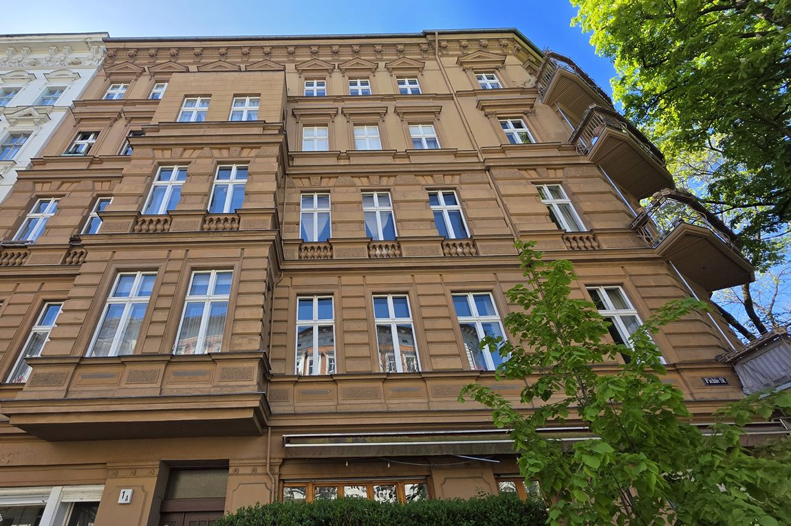 Sanierung Fassade an Altbau in Berlin Kreuzberg
